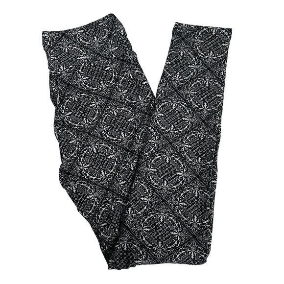 LuLaRoe Black White Paisley Tile Royal Yoga Butter Soft Leggings One Size OS - Picture 1 of 5